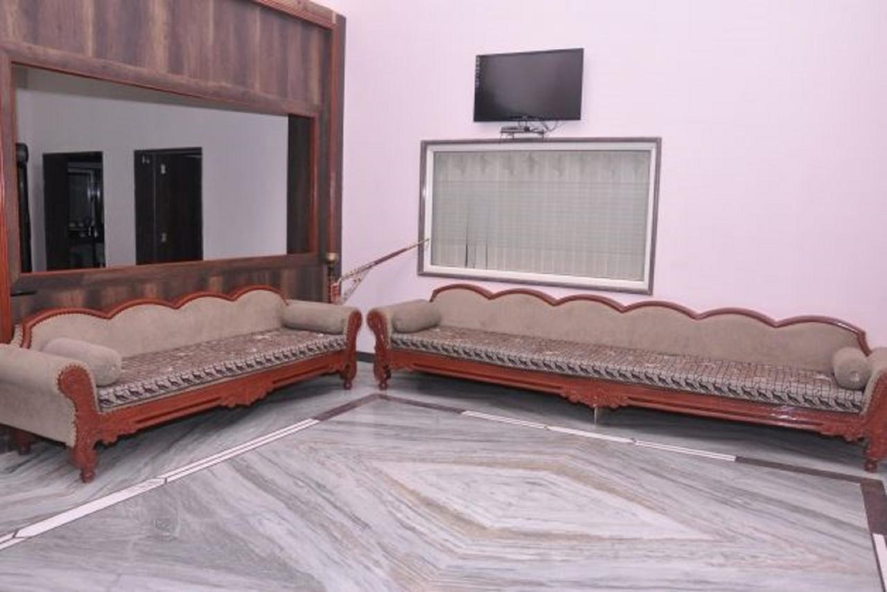 Hotel Amar Palace Ābu Road 외부 사진